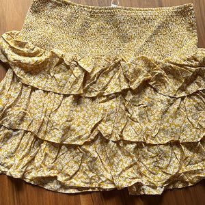 Ditsy Floral Printed Ruffle Skirt - Size Large - New with tags